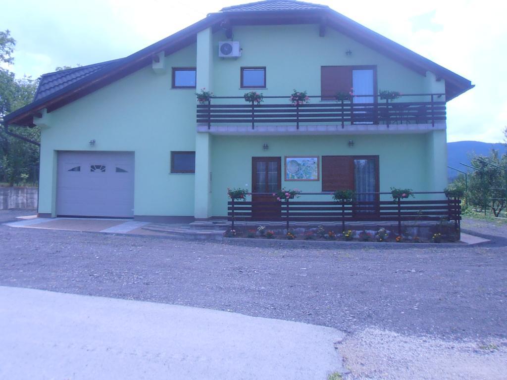 Green Apartment Plitvice Раковица Экстерьер фото