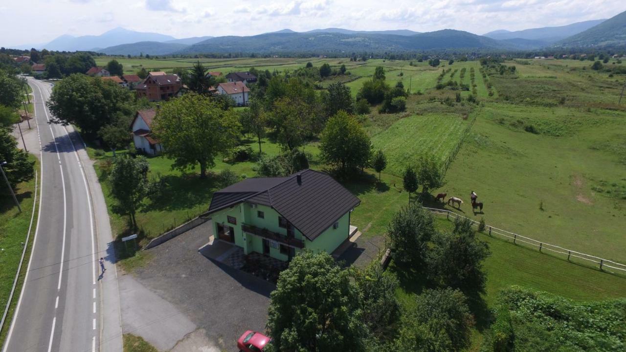 Green Apartment Plitvice Раковица Экстерьер фото
